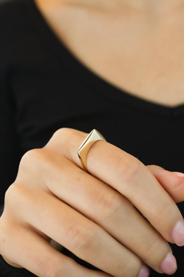 Sarı Yükseltili Çizgi Yüzük