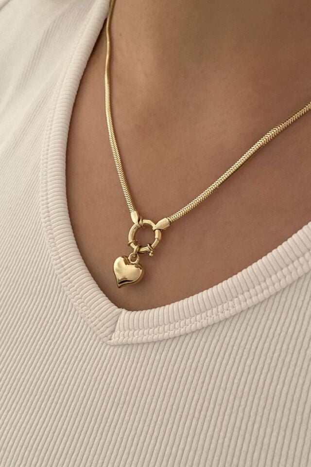 Balık Sırtı Zincir Halka Kapatmalı Kalp Sallantılı 14 Ayar Sarı Altın Kolye