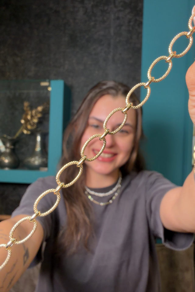Mat Deri Desenli Oval Ataç Bileklik 14 Ayar Altın