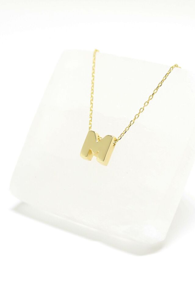 Mini Kesim '' M '' Harfi Kolye