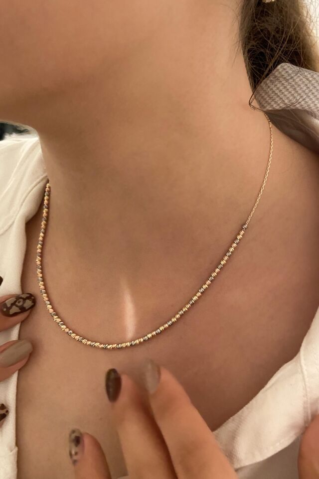 Üç Renk Yarım Dorikalı 14 Ayar Altın Kolye