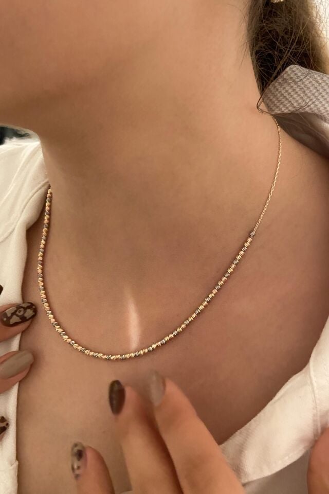 Üç Renk Yarım Dorikalı 14 Ayar Altın Kolye
