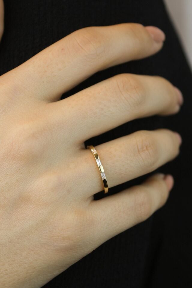 Aralıklı Üç Baget İnce Yüzük 14 Ayar Sarı Altın