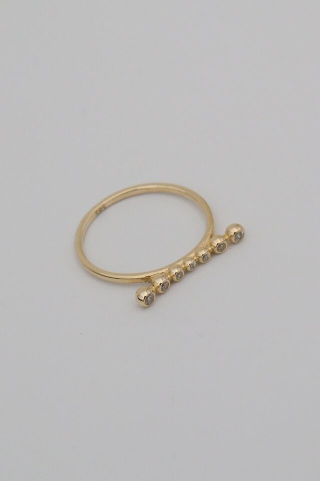 7 Taşlı Şerit Minimal 14 Ayar Altın Yüzük