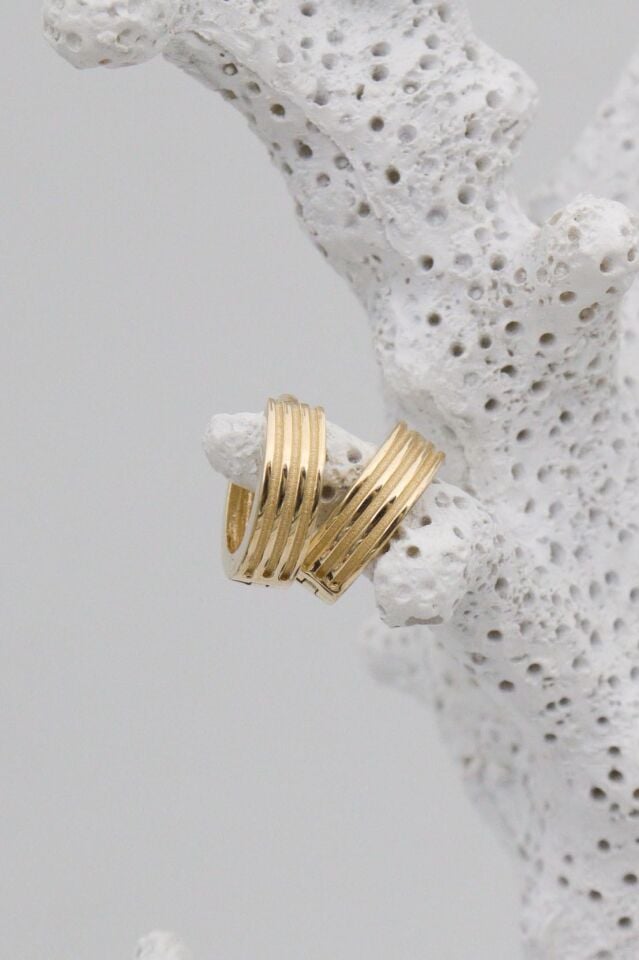 Kalın Şeritli 14 Ayar Altın Mini Halka Küpe