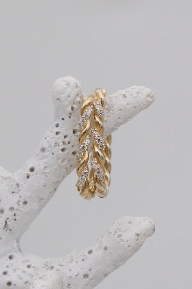 Burgulu Taşlı 14 Ayar Halka Küpe