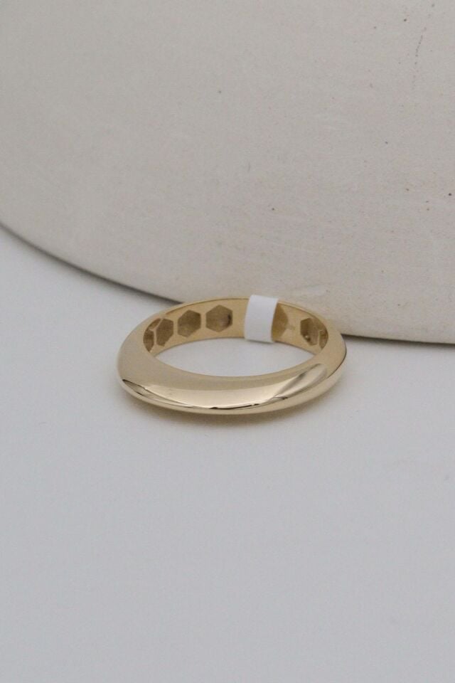 Dik Bombeli 14 Ayar Altın Yüzük