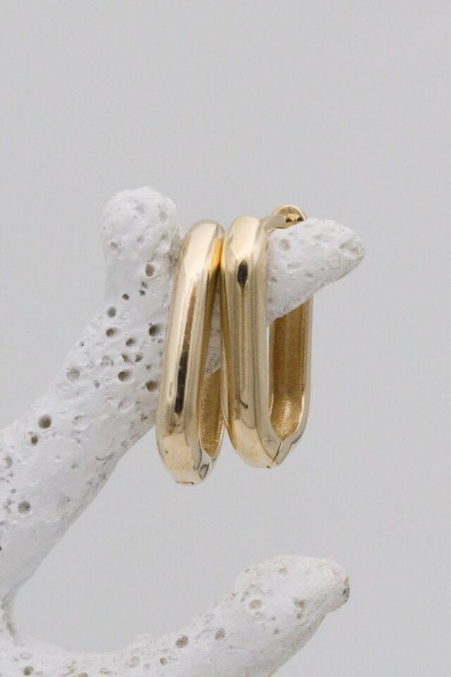 Orta Boy Bombeli Kalın Oval 14 Ayar Altın Küpe