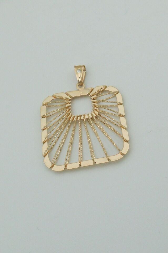 Sarmal Desenli 14 Ayar Altın Kare Kolye