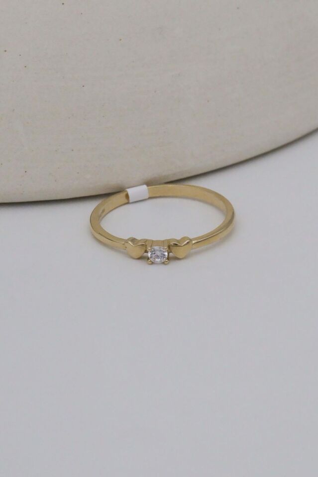 Yanları Kalpli 14 Ayar Altın Minimal Tektaş Yüzük